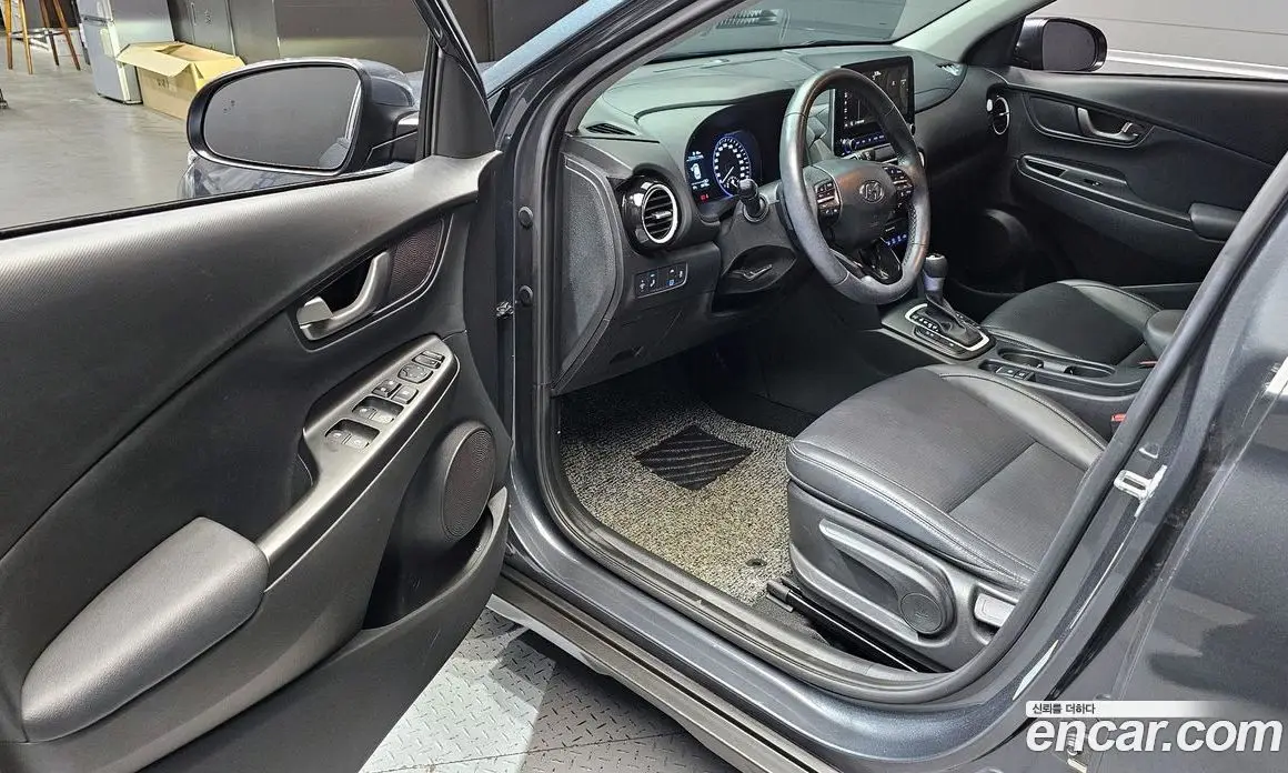 Hyundai Kona 2020 1.6 автомат (гидро), фото 13