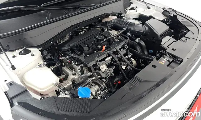 Hyundai Kona 2023 1.6 автомат (гидро), миниатюра 6