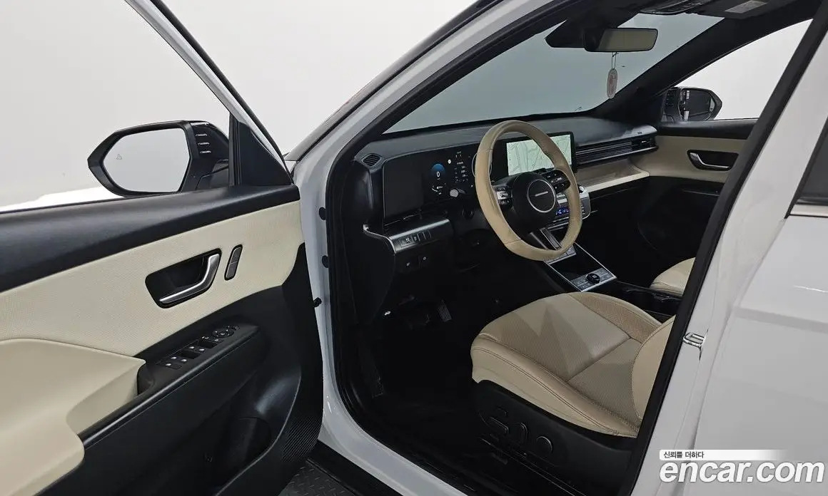 Hyundai Kona 2023 1.6 автомат (гидро), фото 10