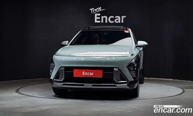 Hyundai Kona 2025 1.6 автомат (гидро), миниатюра 3