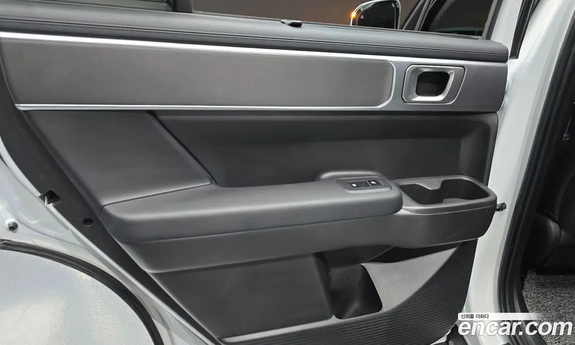 Hyundai Santa Fe 2024 1.6 автомат (гидро), фото 15