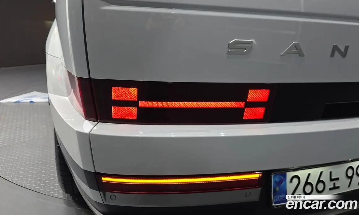 Hyundai Santa Fe 2024 1.6 автомат (гидро), фото 9