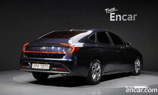 Hyundai Sonata 2019 2.0 автомат (гидро), миниатюра 2