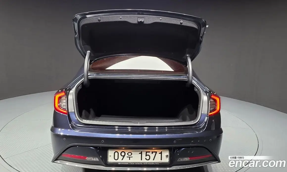Hyundai Sonata 2019 2.0 автомат (гидро), фото 20