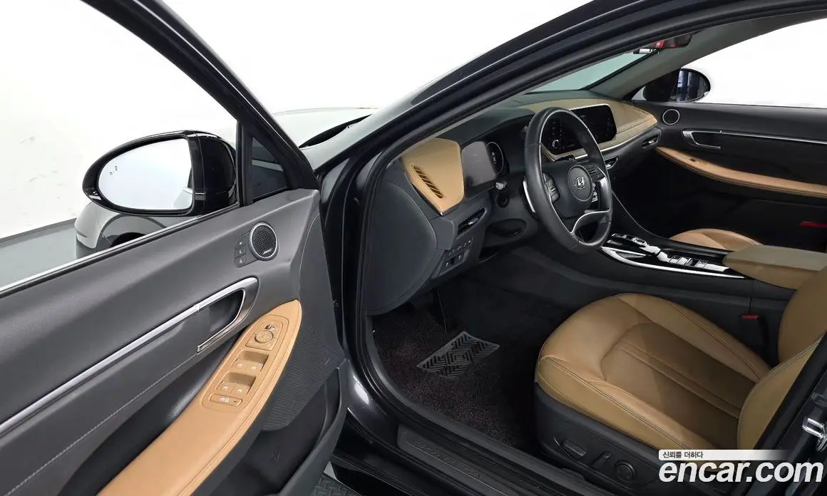 Hyundai Sonata 2021 1.6 автомат (гидро), фото 13