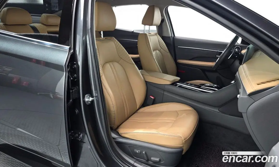 Hyundai Sonata 2021 1.6 автомат (гидро), фото 16