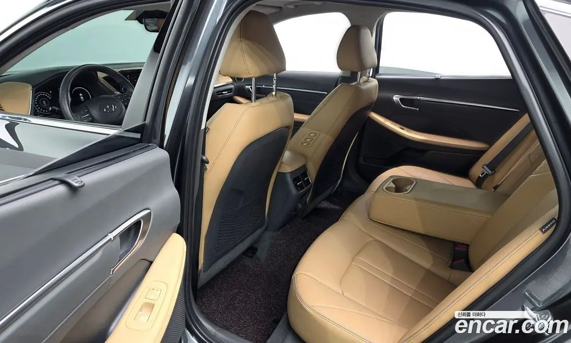 Hyundai Sonata 2021 1.6 автомат (гидро), фото 17