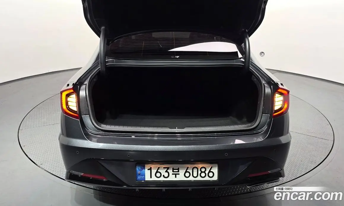Hyundai Sonata 2021 1.6 автомат (гидро), фото 26