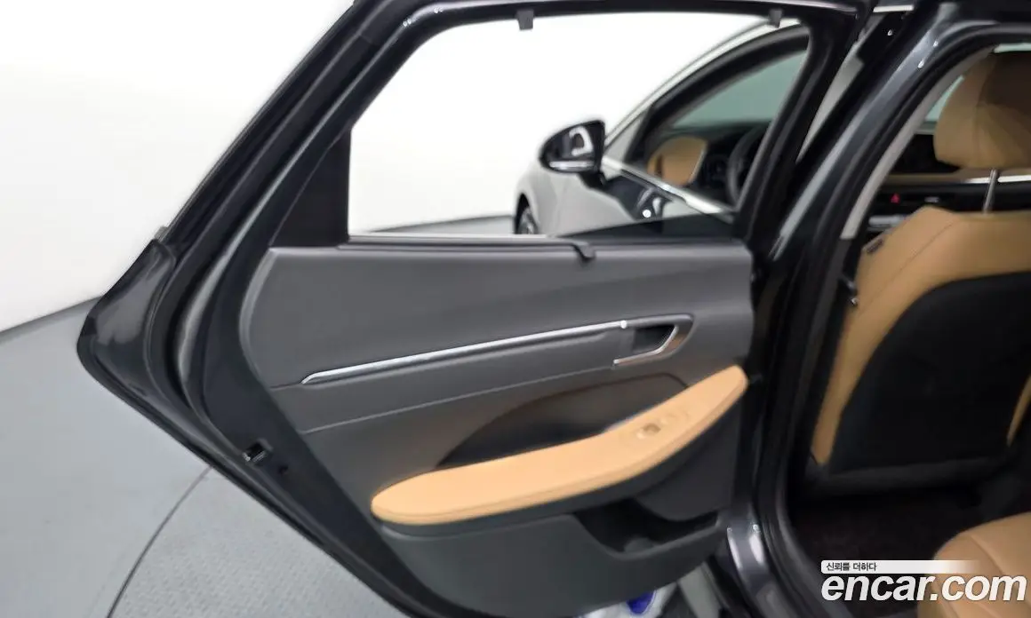 Hyundai Sonata 2021 1.6 автомат (гидро), фото 33