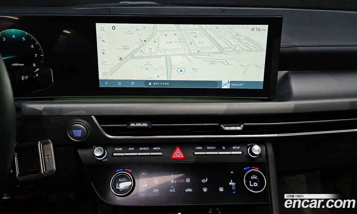 Hyundai Sonata 2023 2.0 автомат (гидро), фото 13
