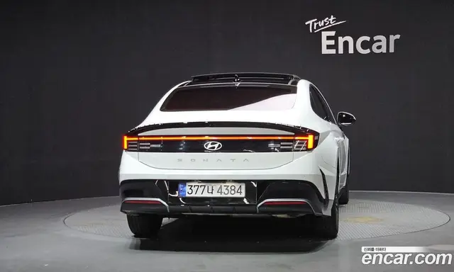 Hyundai Sonata 2023 2.0 автомат (гидро), миниатюра 4