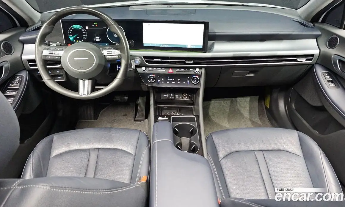 Hyundai Sonata 2023 2.0 автомат (гидро), фото 7