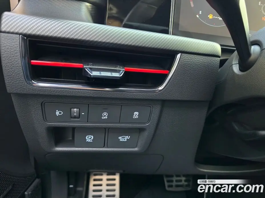 Hyundai Sonata 2024 1.6 автомат (гидро), фото 14