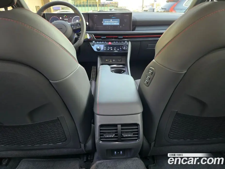 Hyundai Sonata 2024 1.6 автомат (гидро), фото 16