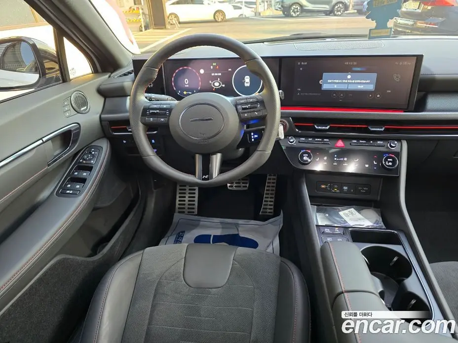 Hyundai Sonata 2024 1.6 автомат (гидро), фото 18