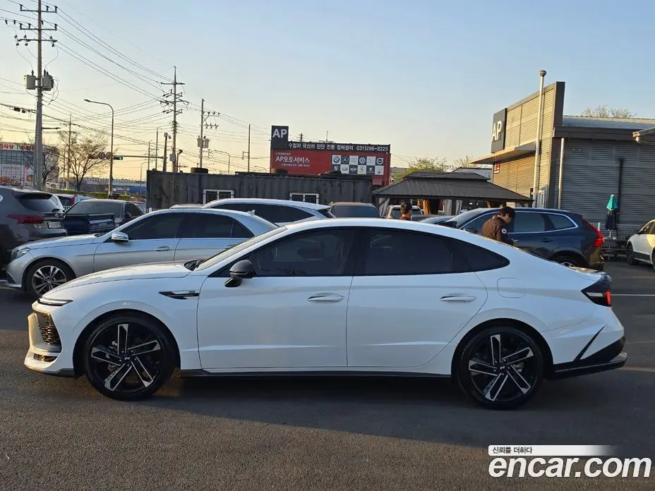 Hyundai Sonata 2024 1.6 автомат (гидро), фото 3