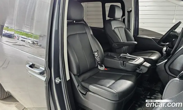 Hyundai Staria 2021 2.2 автомат (гидро), миниатюра 11