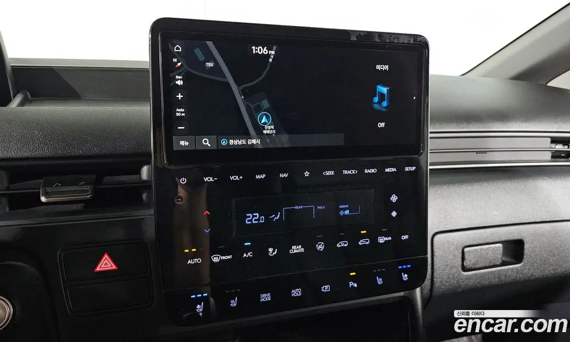 Hyundai Staria 2021 2.2 автомат (гидро), фото 16