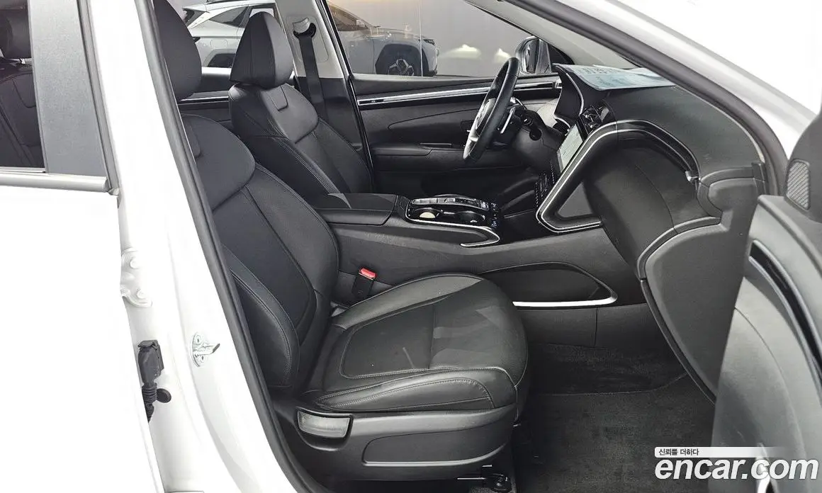 Hyundai Tucson 2022 1.6 автомат (гидро), фото 13