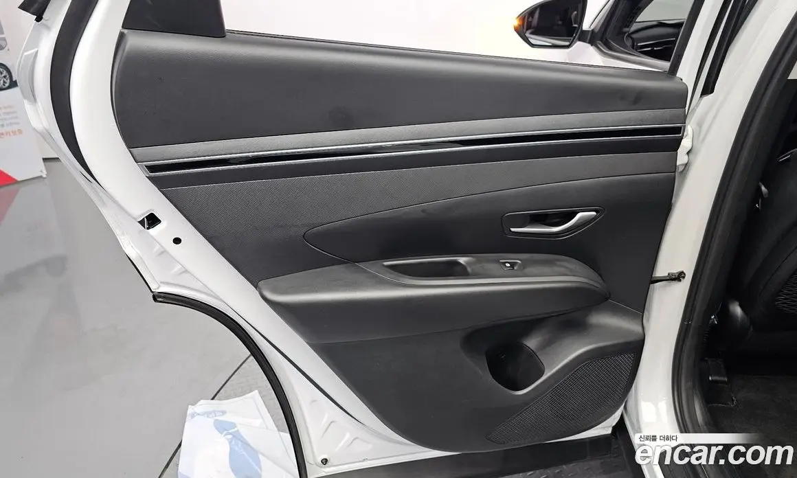 Hyundai Tucson 2022 1.6 автомат (гидро), фото 15