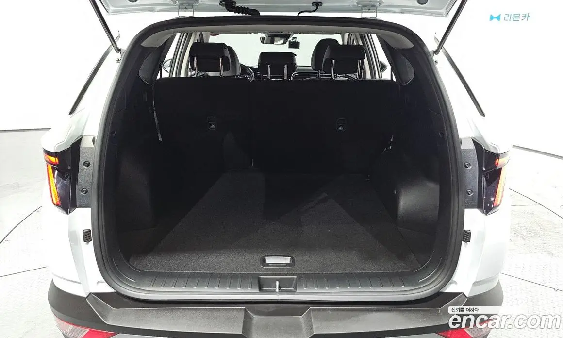 Hyundai Tucson 2022 1.6 автомат (гидро), фото 26