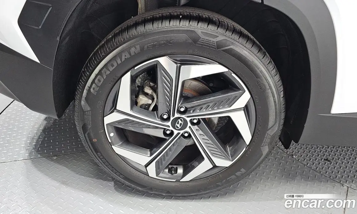 Hyundai Tucson 2022 1.6 автомат (гидро), фото 5
