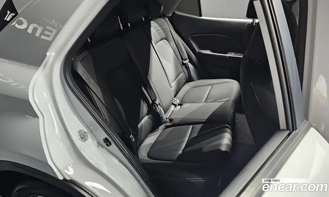 Hyundai Venue 2021 1.6 автомат (гидро), миниатюра 11