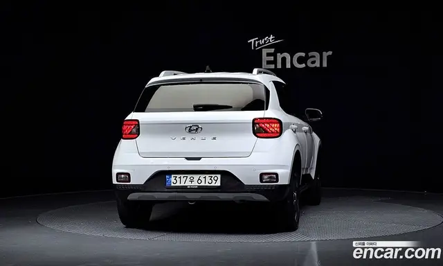 Hyundai Venue 2021 1.6 автомат (гидро), миниатюра 4