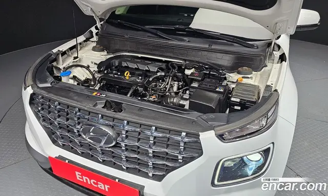 Hyundai Venue 2021 1.6 автомат (гидро), миниатюра 6