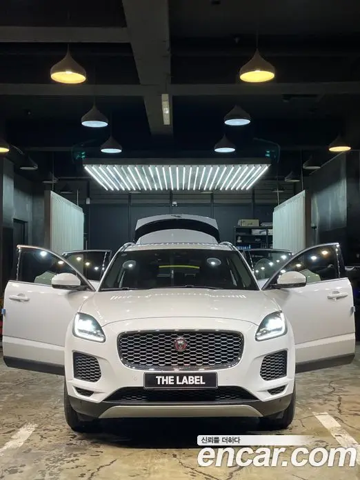 Jaguar E-Pace 2019 2.0 автомат (гидро), миниатюра 1 Jaguar E-Pace 2019 2.0 автомат (гидро), миниатюра 1