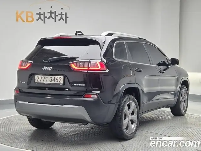 Jeep Cherokee 2020 2.4 автомат (гидро), миниатюра 2