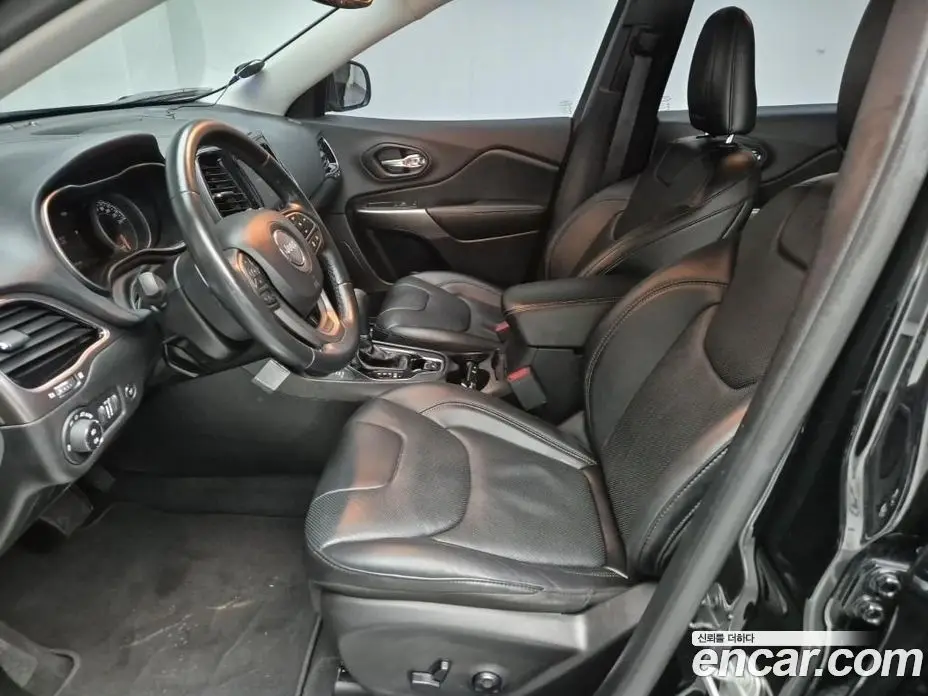 Jeep Cherokee 2020 2.4 автомат (гидро), фото 12