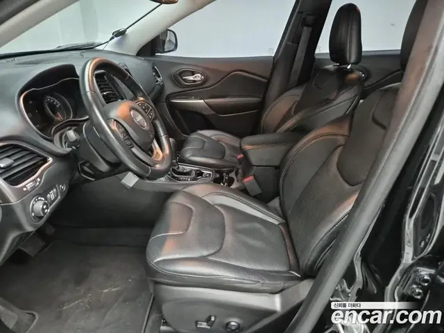 Jeep Cherokee 2020 2.4 автомат (гидро), миниатюра 12