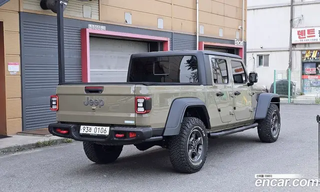 Jeep Gladiator 2020 3.6 автомат (гидро), миниатюра 2