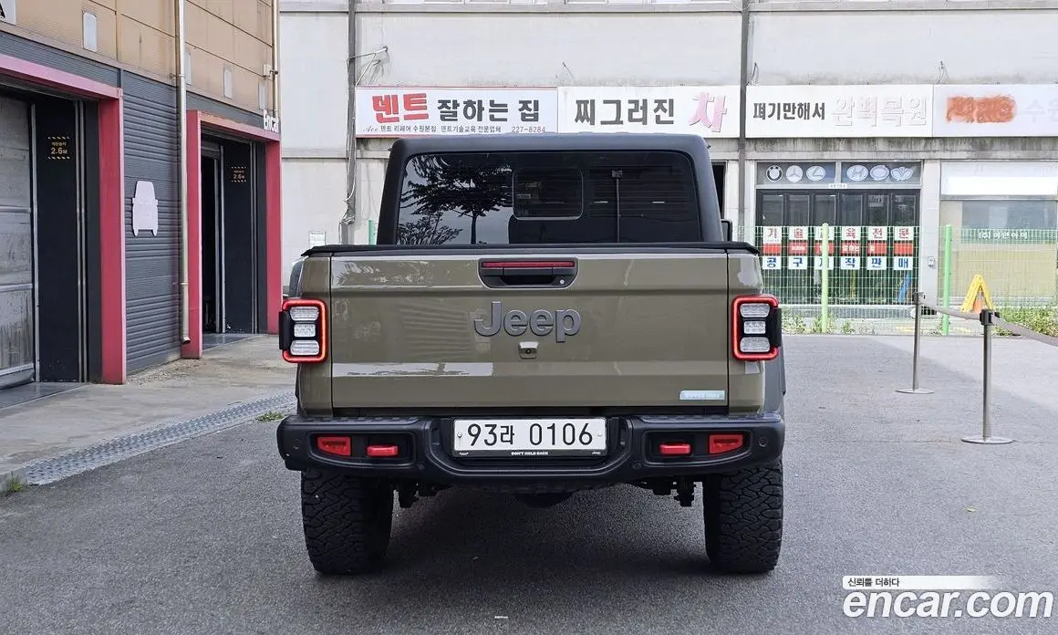 Jeep Gladiator 2020 3.6 автомат (гидро), фото 4