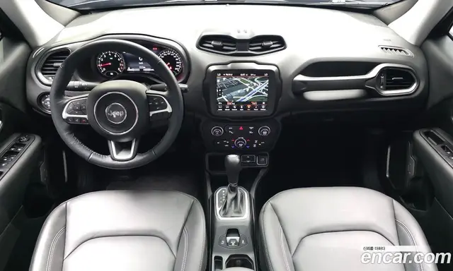 Jeep Renegade 2023 1.3 автомат (гидро), миниатюра 7