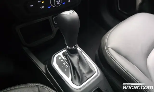 Jeep Renegade 2023 1.3 автомат (гидро), миниатюра 9