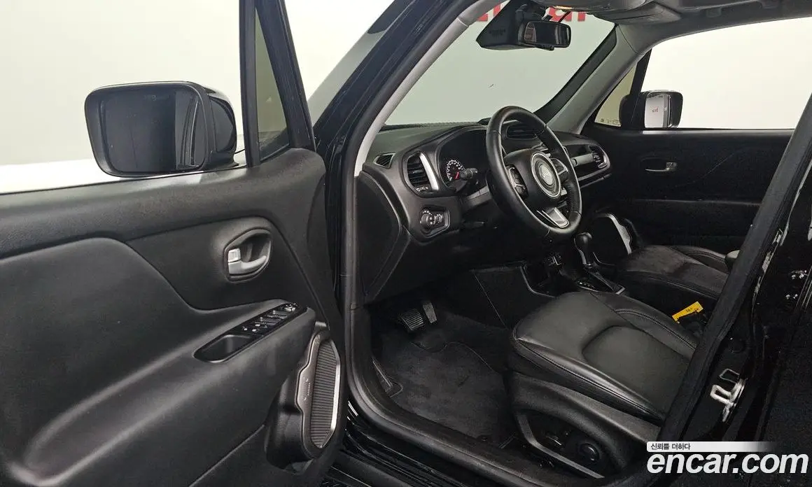 Jeep Renegade 2023 1.3 автомат (гидро), фото 12