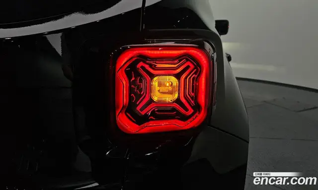 Jeep Renegade 2023 1.3 автомат (гидро), миниатюра 8