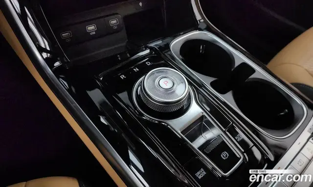 Kia Carnival 2021 2.2 автомат (гидро), миниатюра 9
