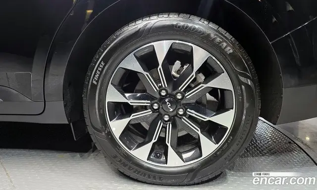 Kia Carnival 2022 3.5 автомат (гидро), миниатюра 7