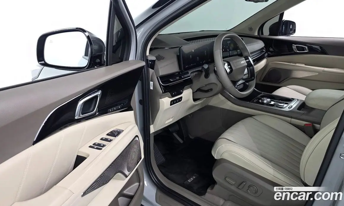 Kia Carnival 2025 1.6 автомат (гидро), фото 13