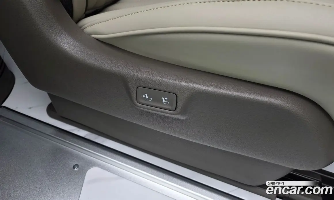 Kia Carnival 2025 1.6 автомат (гидро), фото 27