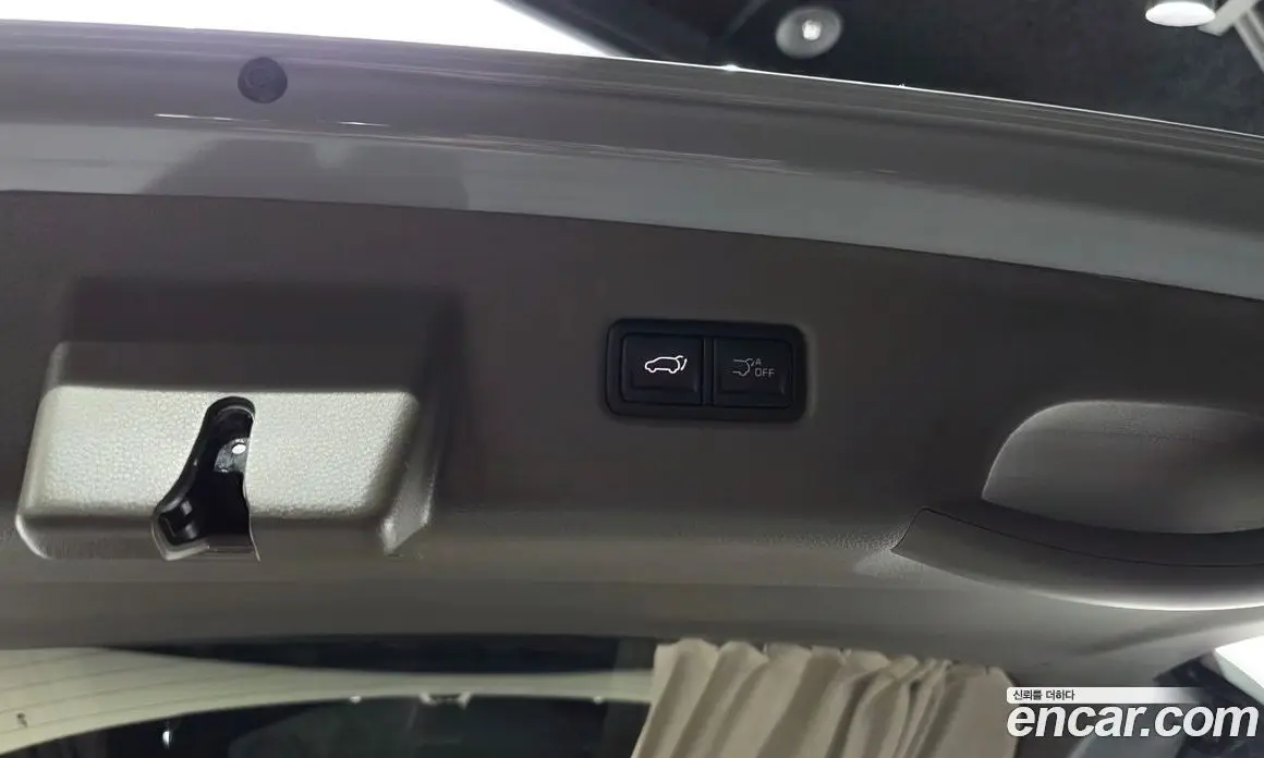 Kia Carnival 2025 1.6 автомат (гидро), фото 28