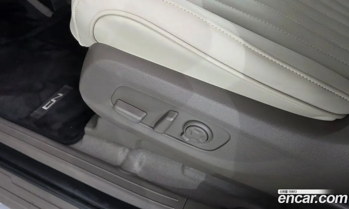Kia Carnival 2025 1.6 автомат (гидро), фото 31