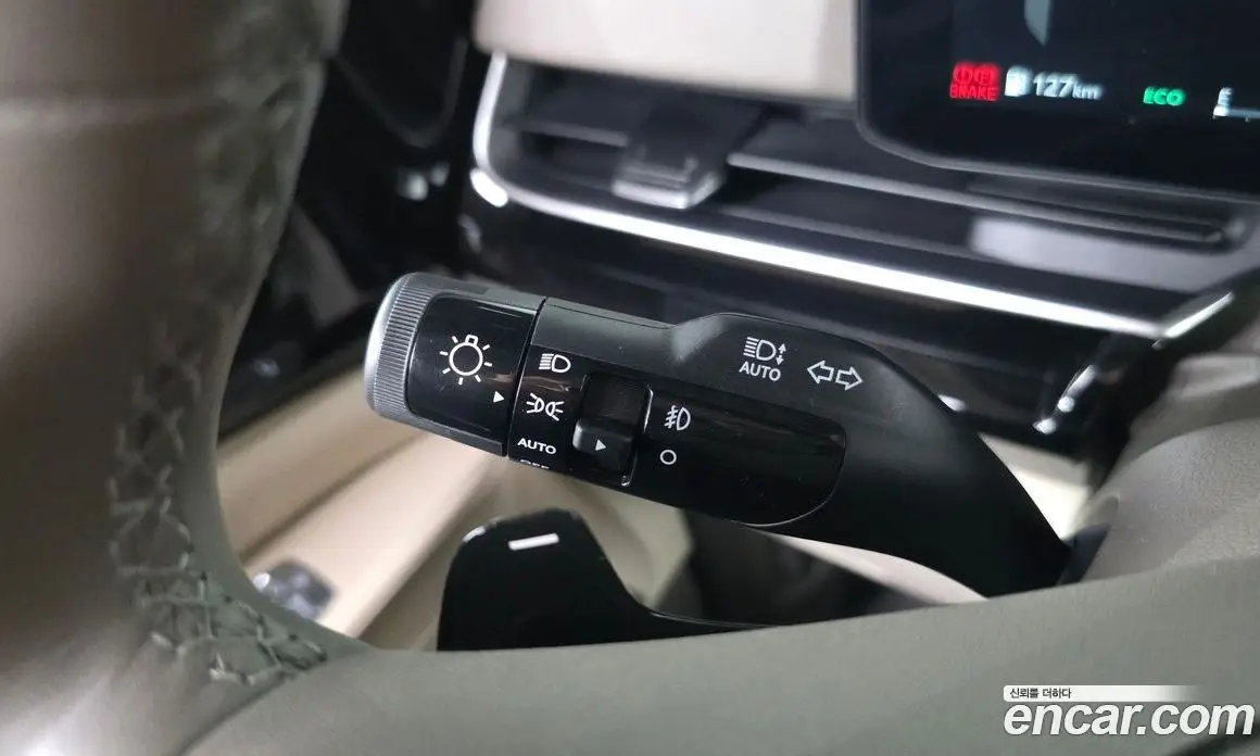 Kia Carnival 2025 1.6 автомат (гидро), фото 38