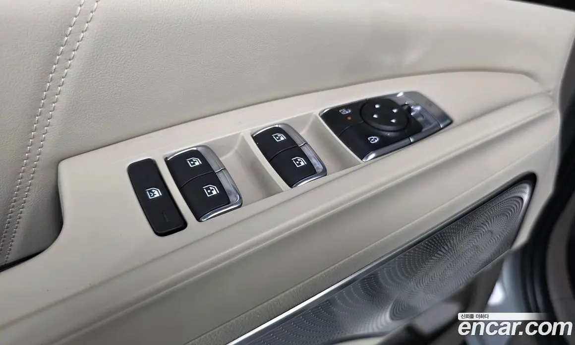 Kia Carnival 2025 1.6 автомат (гидро), фото 40