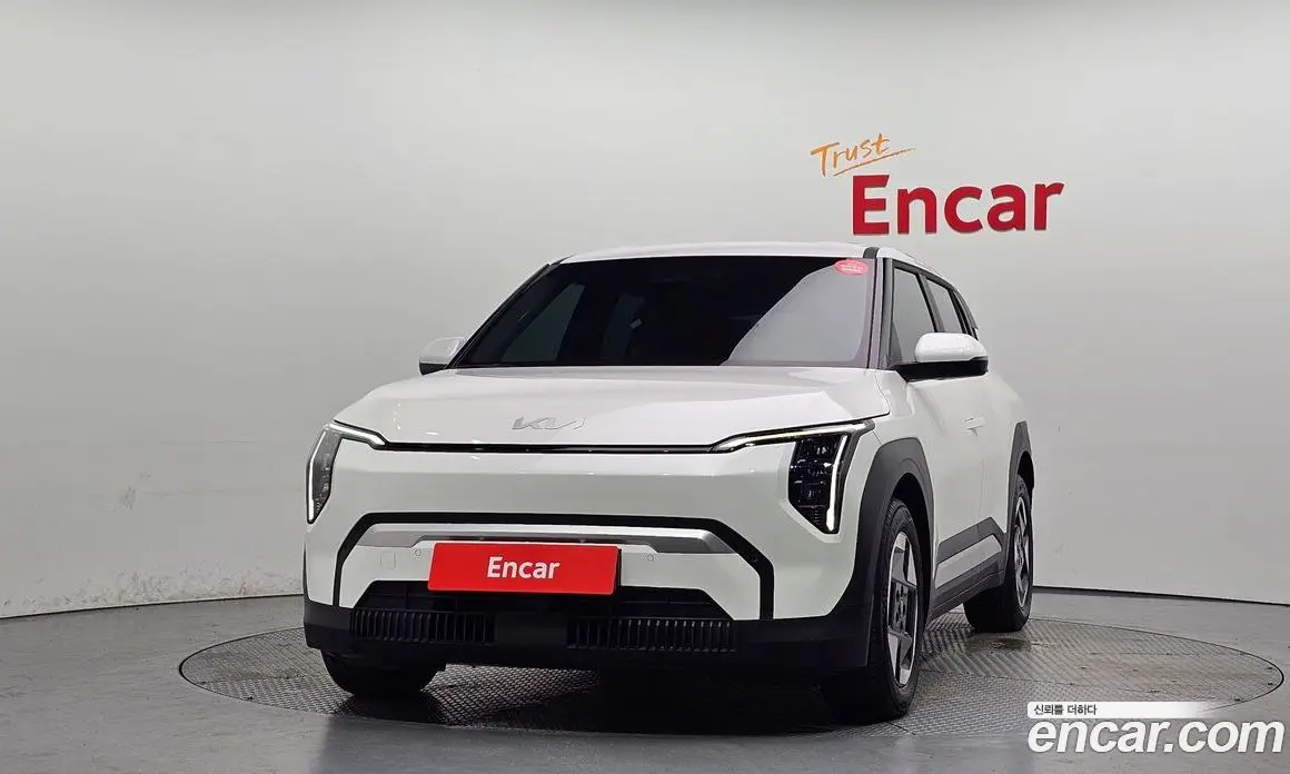 Kia EV3 2024 0.2 автомат (гидро), фото 3