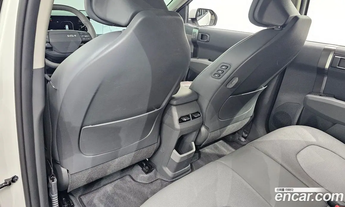 Kia EV3 2024 0.2 автомат (гидро), фото 28