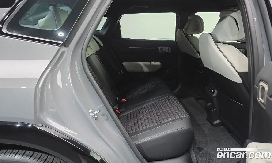 Kia EV4 2025 0.2 автомат (гидро), фото 11